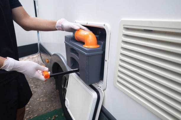 Best Emergency porta potty rental  in Syracuse, IN